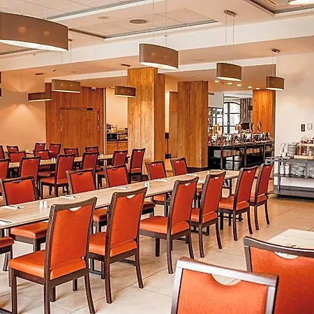 - Centrum Konferencyjne Hotel Malbork